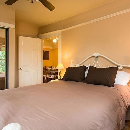 Hollywood Hills Suites Лос Анджелис Екстериор снимка
